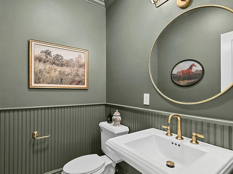 23 Shorewood Dr — Photo 9