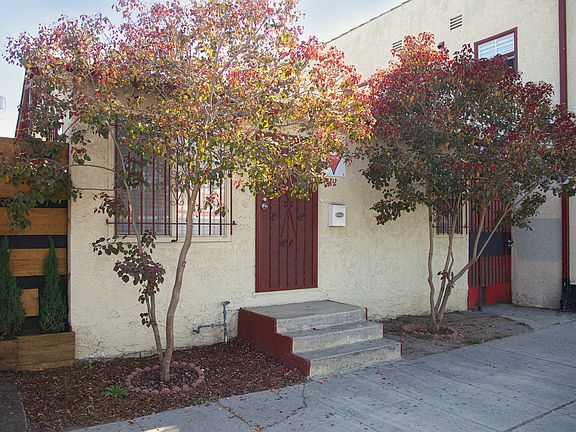 2nd image of 1412 W Florence Ave #Com-1414