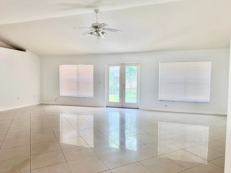 6759 Krenson Oaks Cir — Photo 5