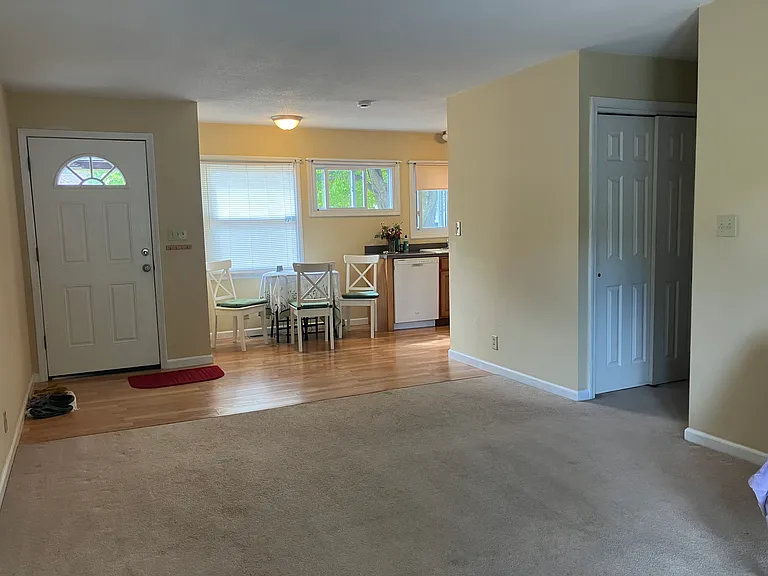 Linden Ave — Photo 8