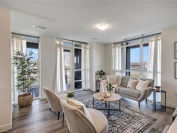 2nd image of 461 Green Rd #212