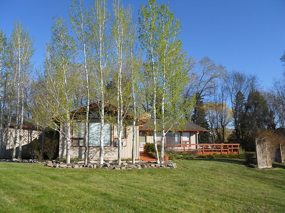 1st image of 38882 Parker Ln