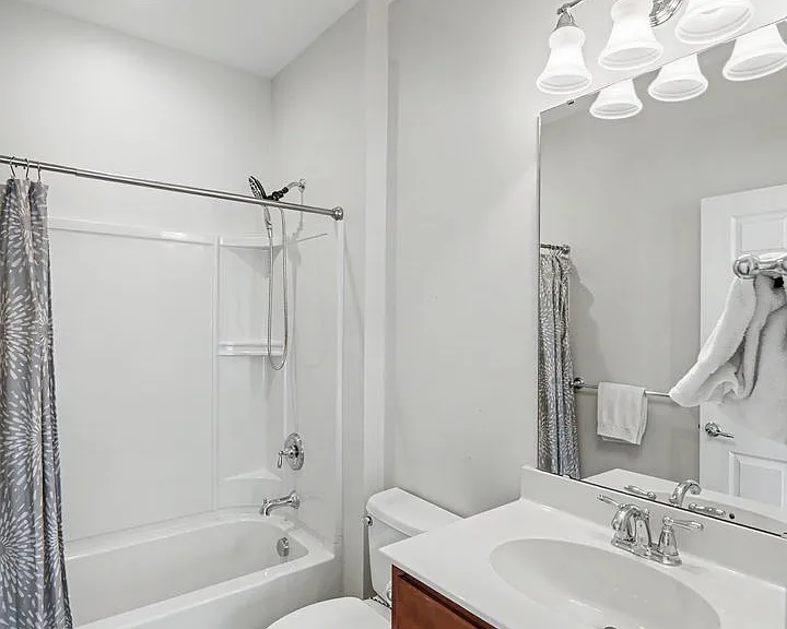 9009 Smokey Hill Ln — Photo 21