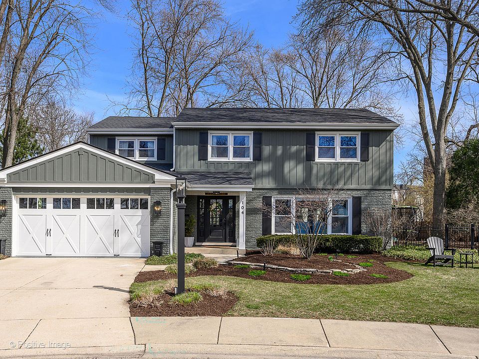 1st image of 104 Hollywood Ct