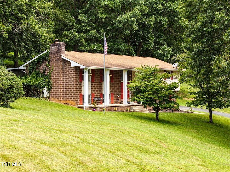 1st image of 4408 Fieldstone Dr
