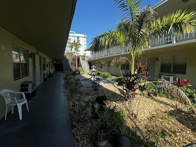 13 NE 2nd Ave #201 — Photo 13