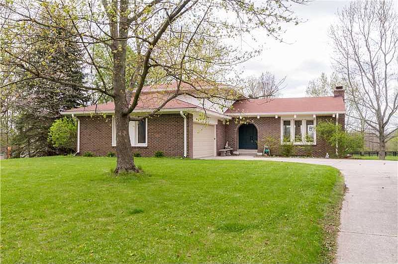 1st image of 11442 Creekwood Cir