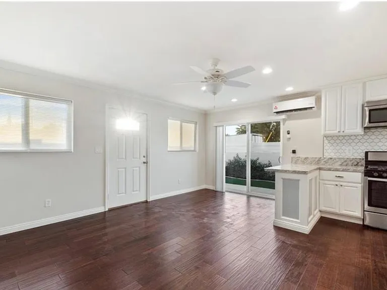 25770 Miramonte St #1/2 — Photo 5