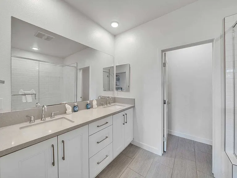 769 Doheny Way — Photo 30