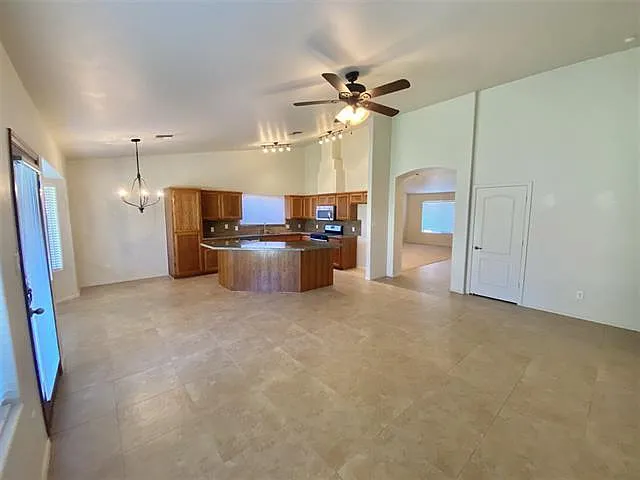4866 W 31st Pl — Photo 3