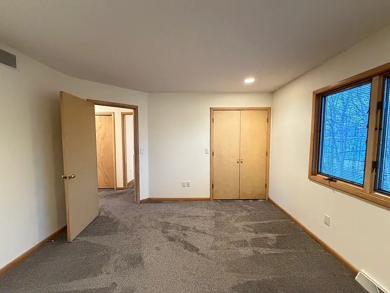 4553 Abbott Rd — Photo 12