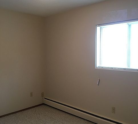 3rd image of 5301 46th Ave #204