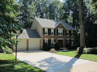 1503 Elk Point Dr, Reston, VA 20194