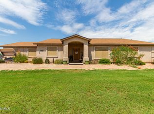 2830 E Ryan Rd, Gilbert, AZ 85297