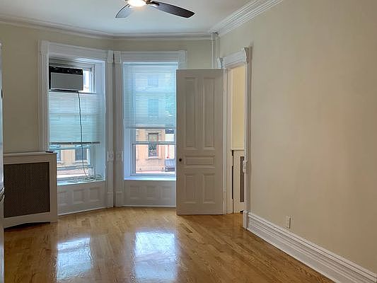 3rd image of 147 7th Ave #1