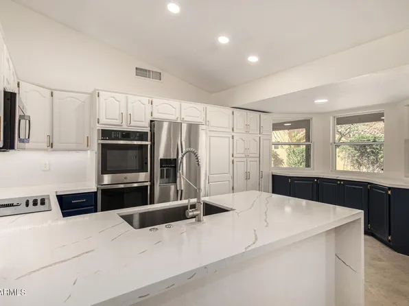 834 N OAK Court, Chandler, AZ 85226