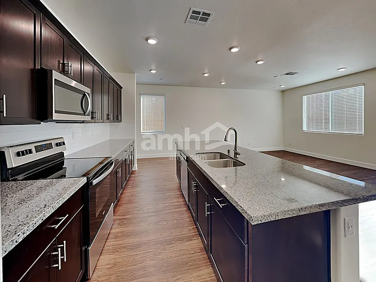 285 Cape Seville Pl — Photo 3