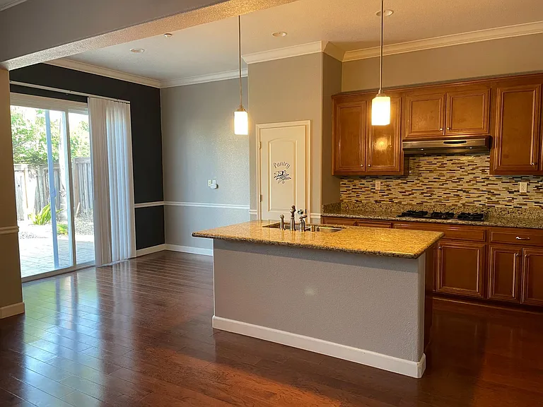 5272 Antiquity Cir — Photo 8