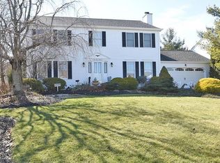 11111 Bridgewater Dr, North Royalton, OH 44133