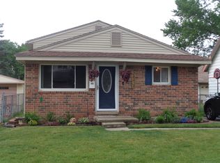28438 Block St, Garden City, MI 48135