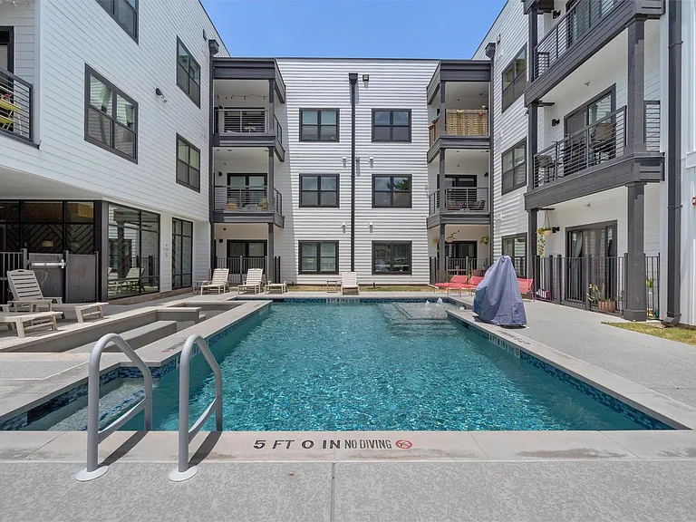 3101 Govalle Ave #210 — Photo 23