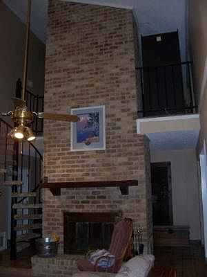 5th image of 15714 HORSE CREEK DR