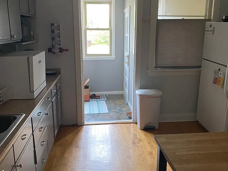 5237 N Laramie Ave #2 — Photo 3