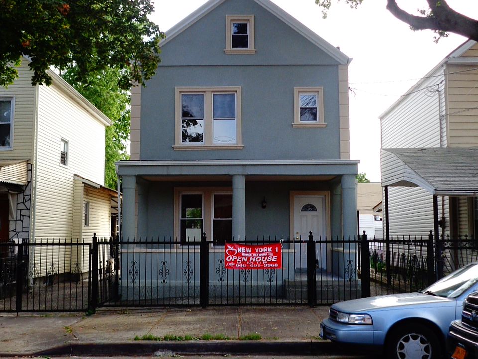 1st image of 8931 127th St