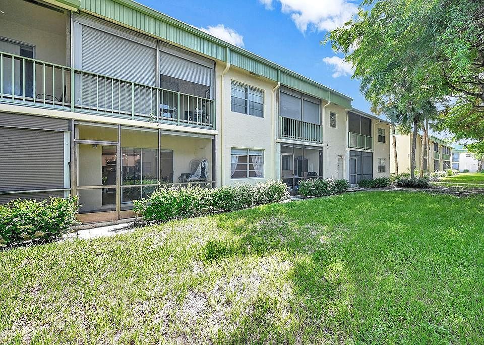 1st image of 4149 NW 90th Avenue #103