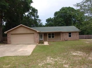 7414 Forestwood Dr, Milton, FL 32570