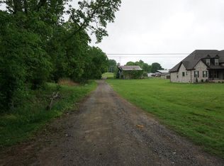 1918-1930 Double Log Cabin Rd, Lebanon, TN 37087