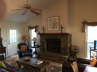 574 Foreman Rd, Highlands, NC 28741