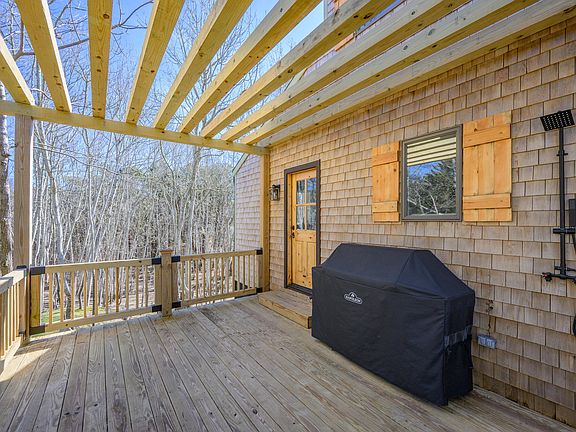 4th image of 309 Great Fields Road