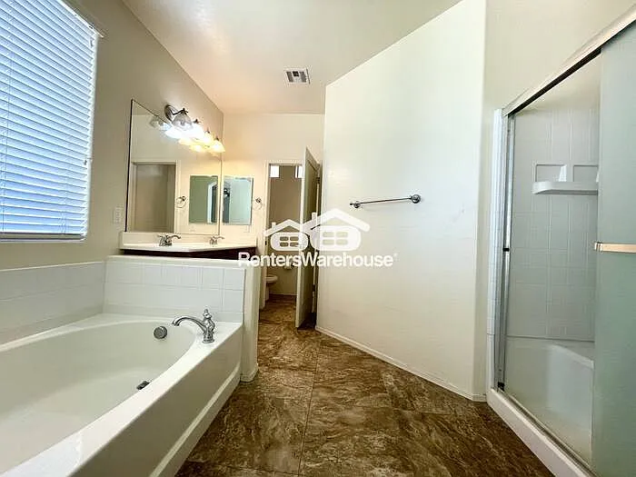 532 E Trellis Rd — Photo 10