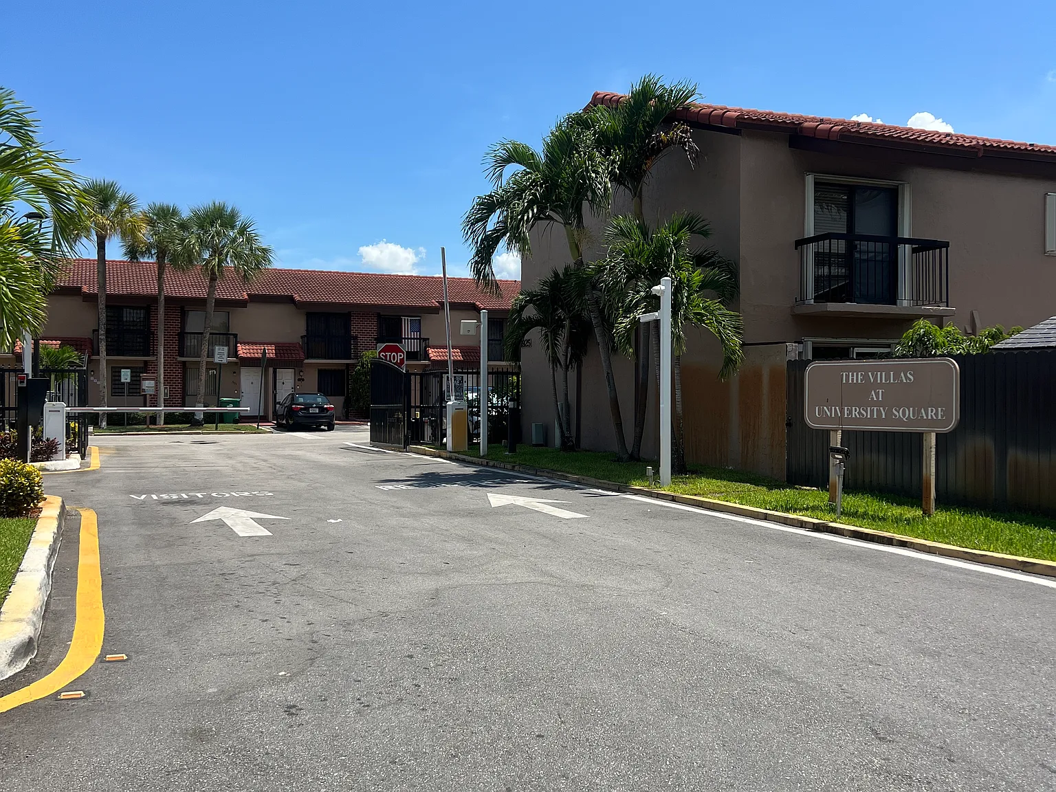 2 bed, 1.5 bath, $2,200 — Photo 1
