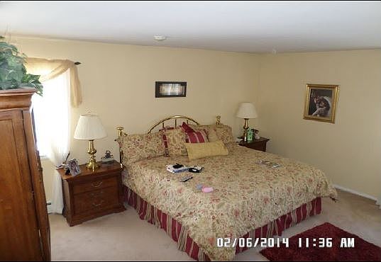 2nd image of 107 Carver Ter
