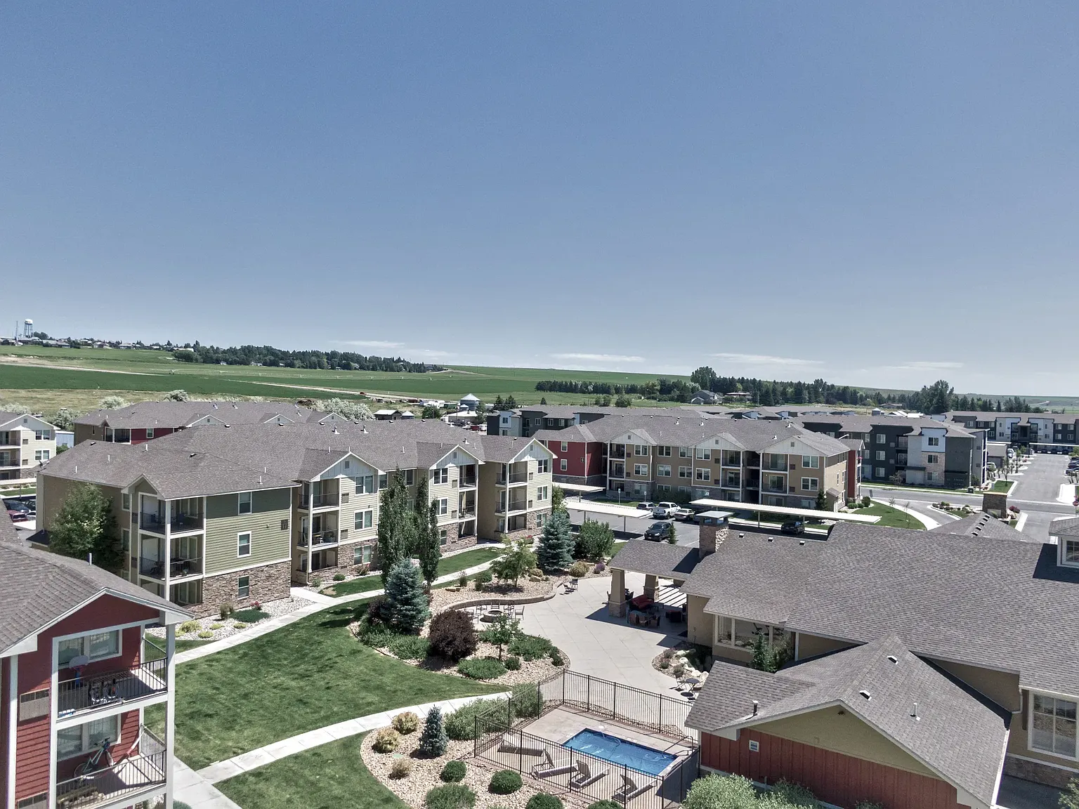 Mesa Falls Apartments — Photo 2