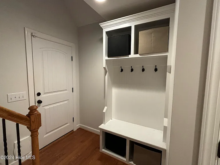 7 Moore Dr — Photo 15