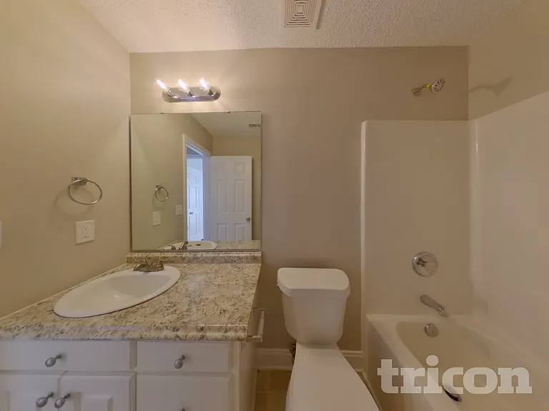 323 Dexter Pl — Photo 13