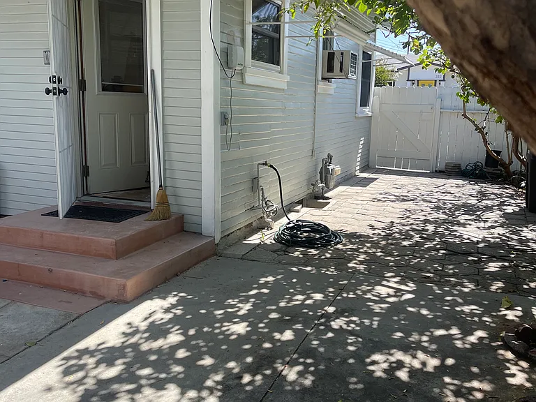 329 Brent Pl — Photo 23