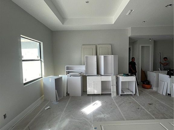 5th image of 529 NE 19th Terrace Cpe