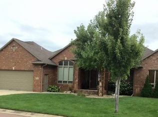 5600 S Lazy Ridge Pl, Sioux Falls, SD 57108