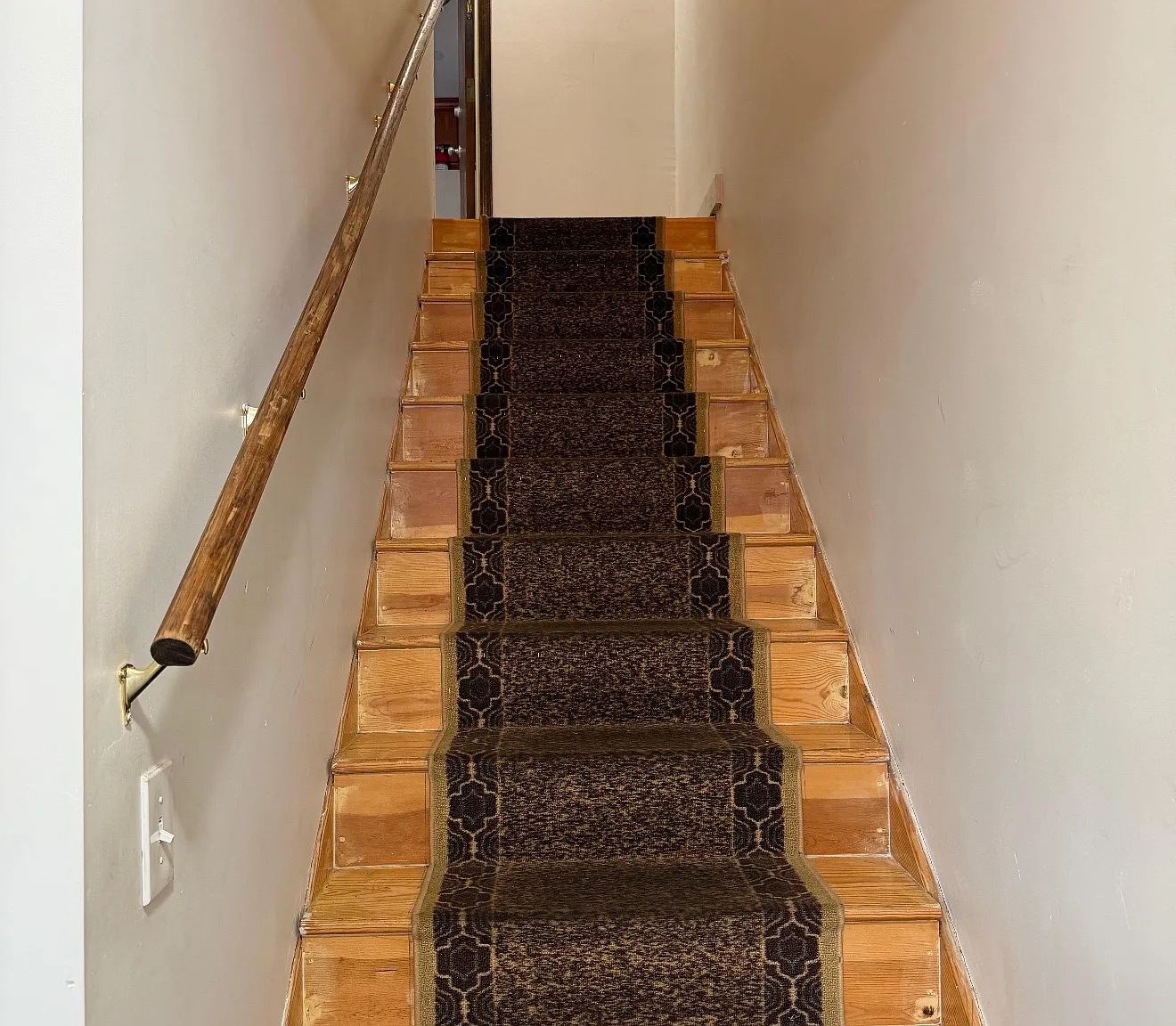 3 bed, $3,400 — Photo 1