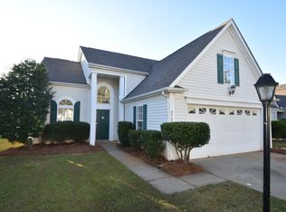 5723 Waverly Lynn Ln, Charlotte, NC 28269