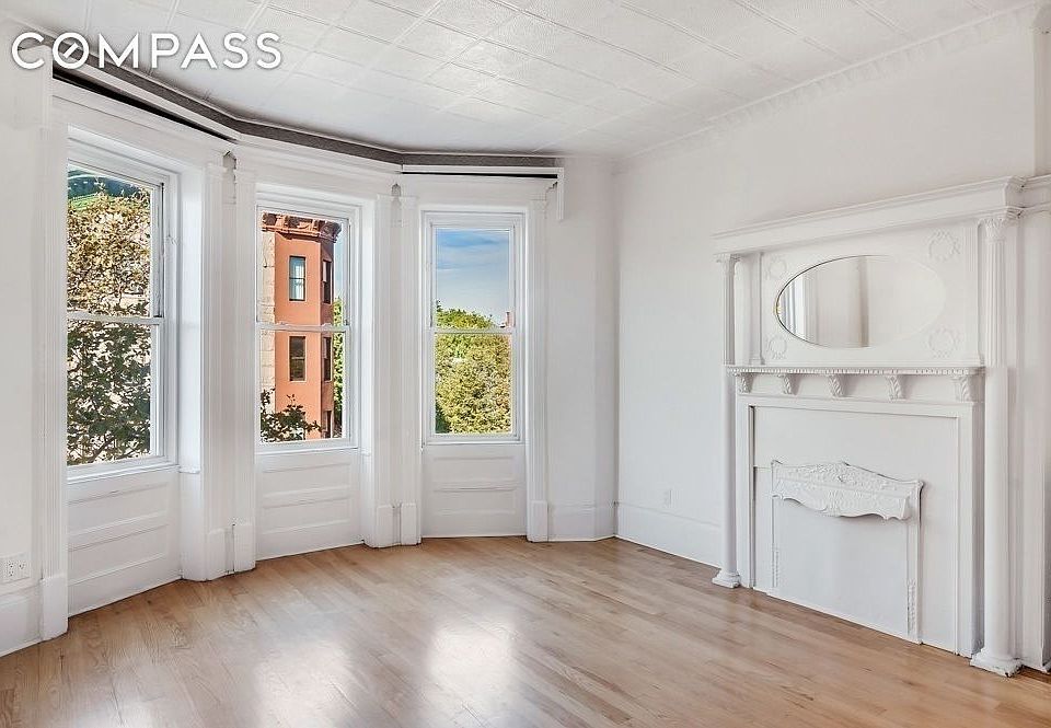 1st image of 293 Stuyvesant Ave APT 3L