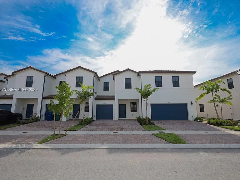 23057 SW 129th Pl #23057 — Photo 1
