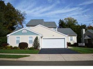 20 Deanarose Pl, Cheshire, CT 06410