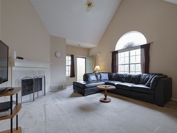 5th image of 1133 Brady Hollow Ln