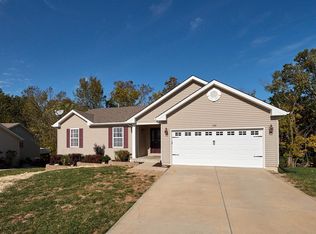 352 Rockport Dr, Troy, MO 63379