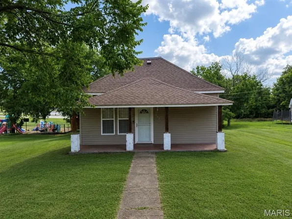 907 Tyler St, Park Hills, MO 63601